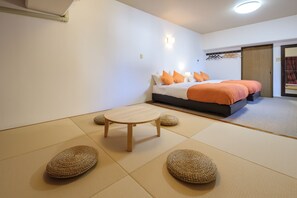 Habitación, para no fumadores, vista a la ciudad (Cleaning Fee Extra) | Wifi gratis y ropa de cama 