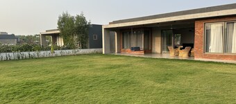 Lavish Villa for rent at Sanand