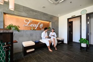 Hot tub, steam room, hot stone massages, Thai massages, massages