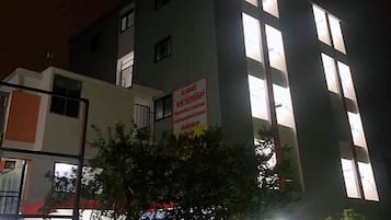 Mặt tiền nơi lưu trú