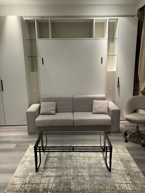 Interior - Exquisite Urban Studio (Newark)