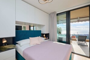 2 habitaciones, escritorio, tabla de planchar con plancha y wifi gratis 