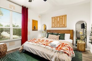 3 Schlafzimmer, Schreibtisch, Bügeleisen/Bügelbrett, kostenloses WLAN