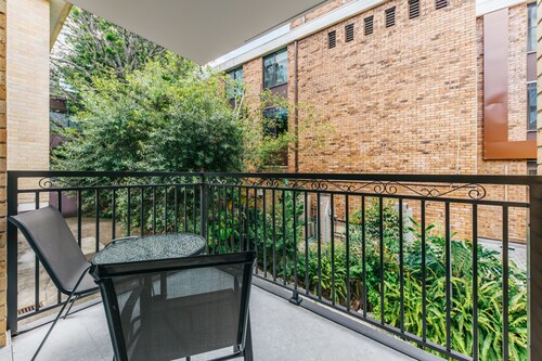 Grace At Mosman - 2 bedroom Service Apartment