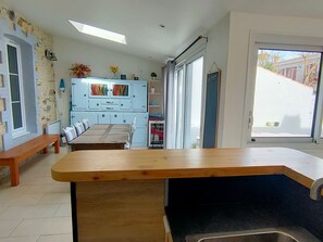 Dining - Charming House Near the Sea for 6 ppl in St Jean de Monts (Saint-Jean-de-Monts)