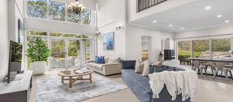 VINTAGE LODGE - THE VINTAGE HOLIDAY HOUSES