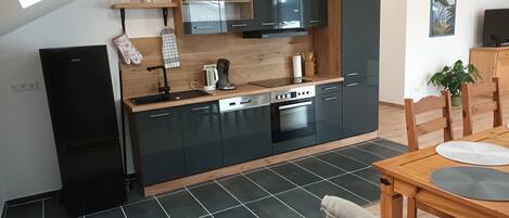 Fridge, microwave, oven, stovetop