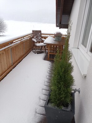 Property grounds - Apartment "Waldblick" with Balcony & Wi-Fi (Westerheim)