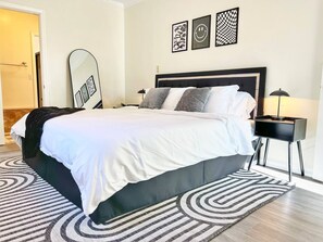 2 bedrooms, iron/ironing board, free WiFi, bed sheets