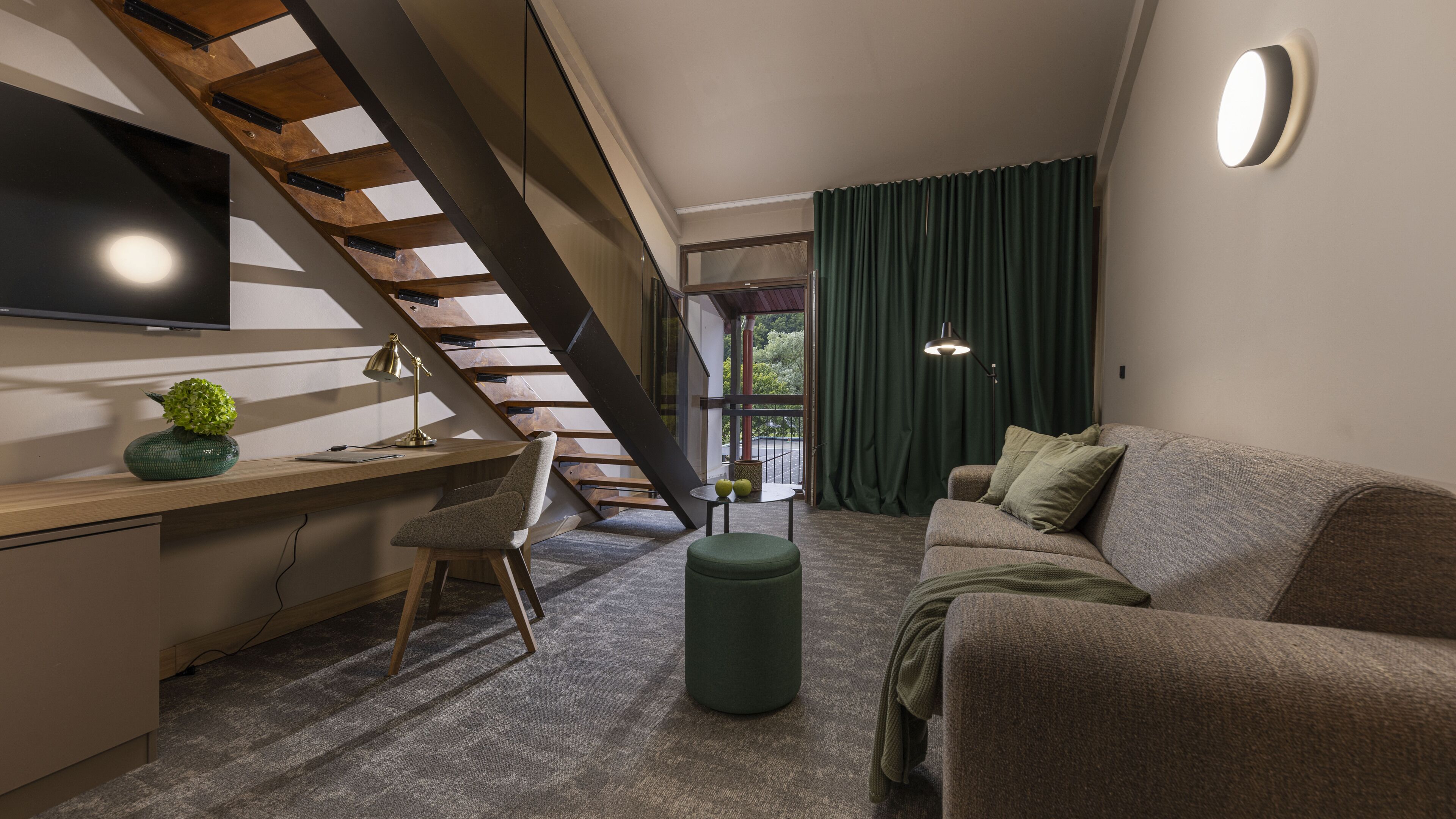 Gallery Room | Living area