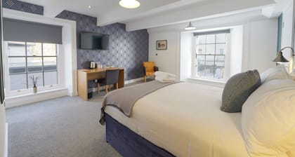 The Lord Nelson Hotel