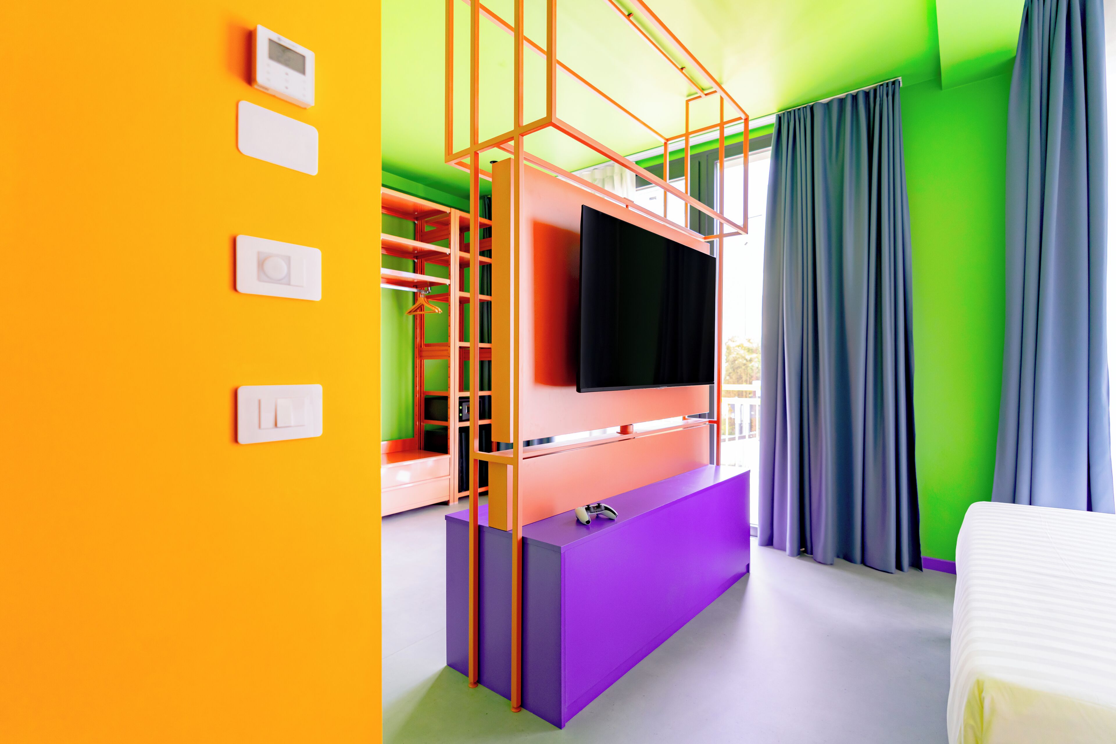 Junior-sviitti | Tallelokero huoneessa, ilmainen Wi-Fi