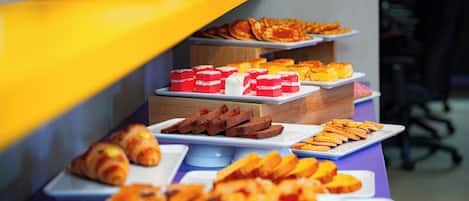 Tägliches inbegriffenes Frühstücksbuffet