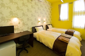 基本雙床房 | 書桌、手提電腦工作空間、免費 Wi-Fi、床單