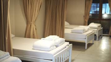 Dormitorio compartido, dormitorio mixto | 1 dormitorio, sistema de insonorización, wifi gratis
