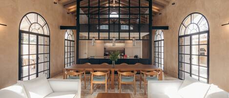 تناول الطعام