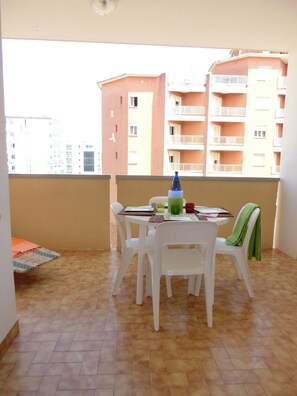 公寓, 陽台 | 室外用餐