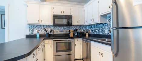 Appart'hôtel Confort, 2 chambres, non-fumeur, vue plage | Cuisine privée