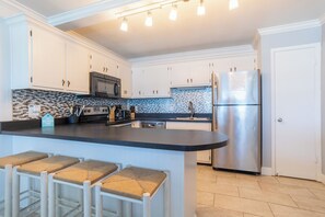 Private kitchen - Aqua Villa 404 (Fort Walton Beach)