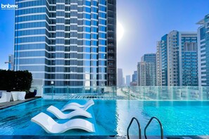 Outdoor pool - bnbme | Bayz by Danube | STUDIO (Dubai)