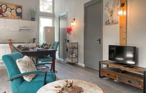 Lovely home in Meijel with WiFi