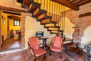 Interior - La Cascina (Badia)