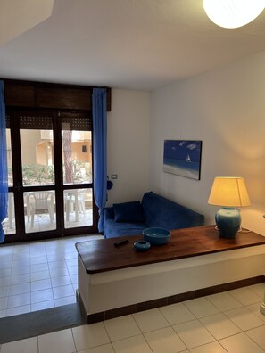 TV - Nice and comfortable apartment near the sea (Valledoria)