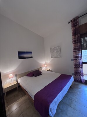 2 bedrooms, iron/ironing board, travel cot, free WiFi - Nice and comfortable apartment near the sea (Valledoria)