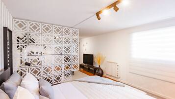 Studio | Iron/ironing board, free WiFi