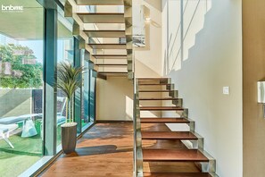 Interior entrance - bnbme | Boulevard Heights | 2 BDR (Dubai)
