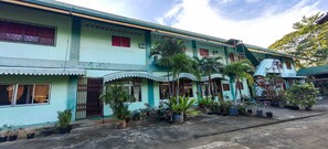 Front of property - OYO 1038 WILLIAM HEARTS PENSION (Puerto Princesa)
