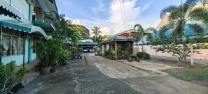 Front of property - OYO 1038 WILLIAM HEARTS PENSION (Puerto Princesa)