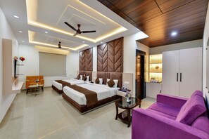Premium Room | Free WiFi - Click Hotel Narayana (Faizabad)