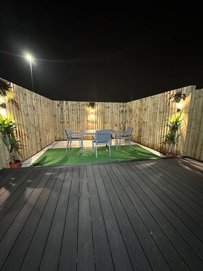 Rumah | Teras/patio