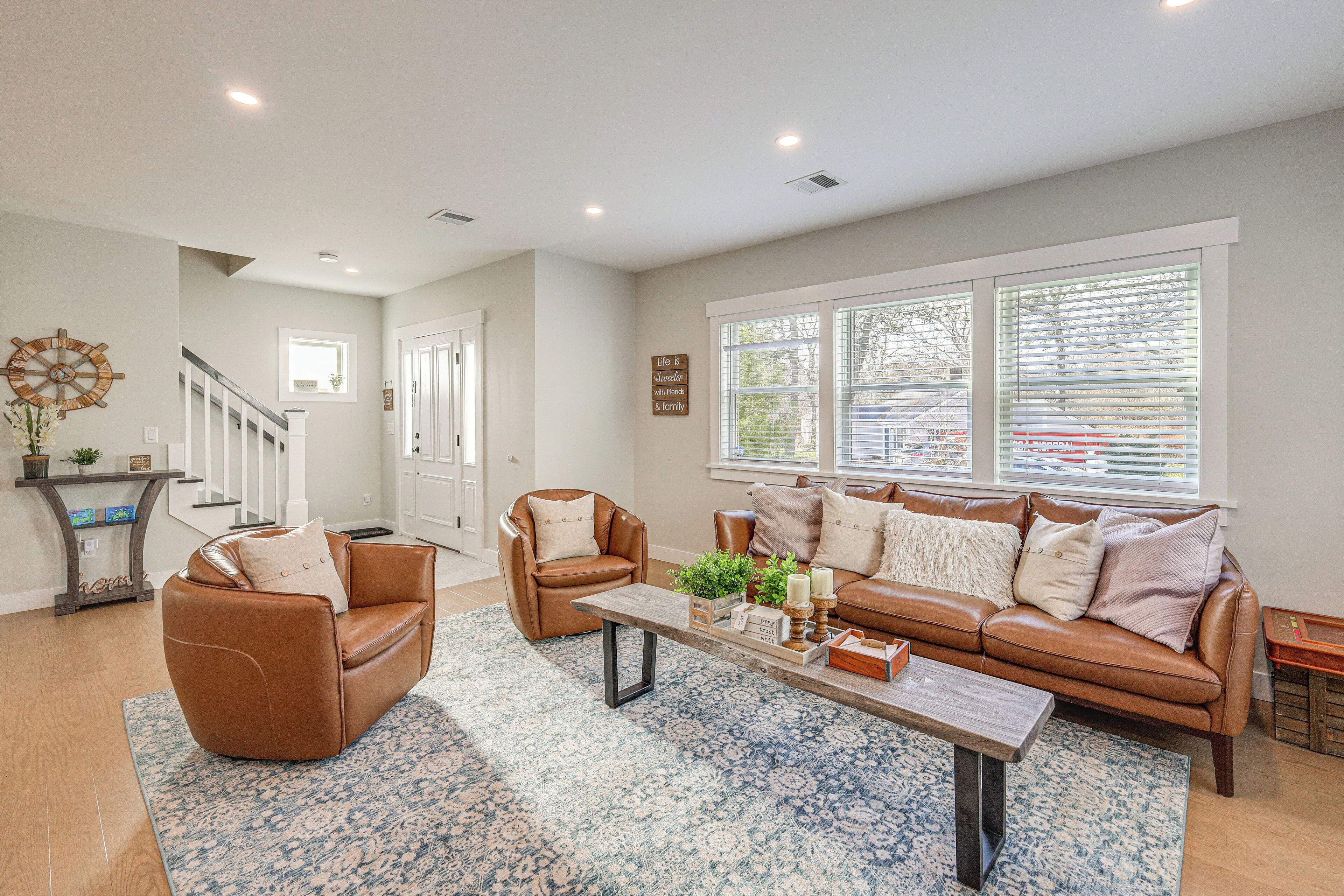 House (3 Bedrooms) | Interior