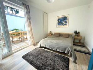 3 chambres, fer et planche à repasser, lit parapluie, Wi-Fi gratuit