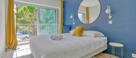 2 bedrooms, iron/ironing board, free WiFi