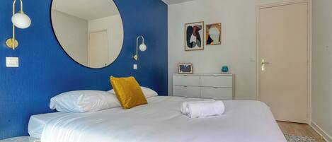 2 bedrooms, iron/ironing board, free WiFi
