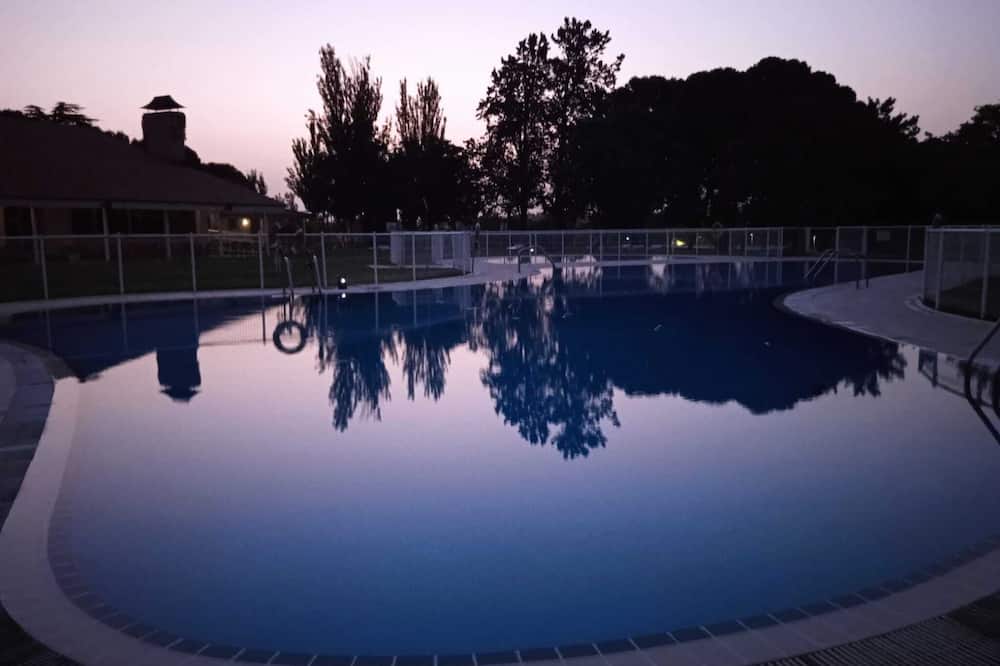 Albergue Zaragoza Camping