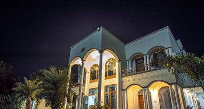 luxury room and beautiful garden. located at main ranthambore