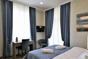 Sistema de insonorización, tabla de planchar con plancha y wifi gratis