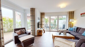 Smart-TV, DVD-Player, Bücher