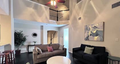 Luxury Spacious 4-BR Retreat with Pool Table, BBQ, and sleep 18