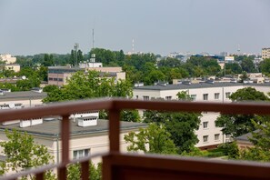 Balcony - Apartment With Three Bedrooms by Renters (Warsaw)
