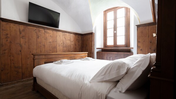 Apartment, 2 Bedrooms (2 Bedrooms) | 2 bedrooms, laptop workspace, bed sheets - Roma 34 (Bormio)