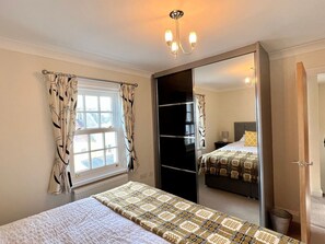 5 chambres, fer et planche Ă repasser, lit parapluie, Wi-Fi gratuit