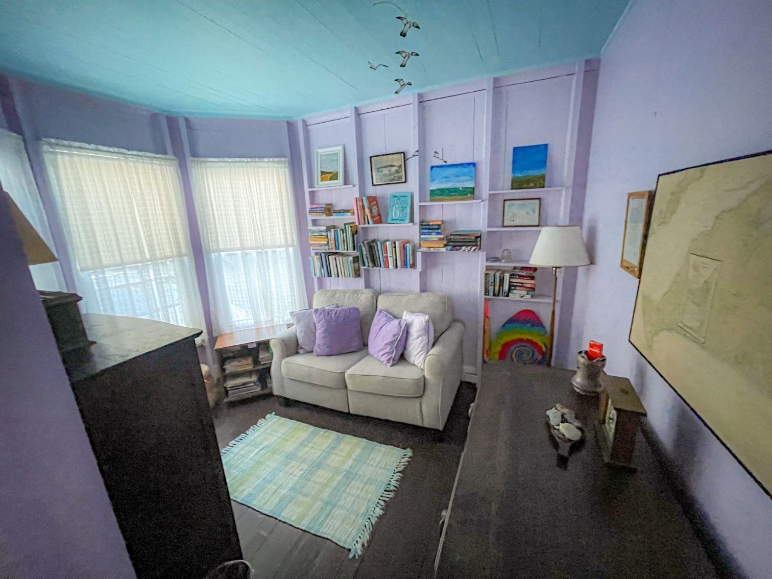 Discount! September Weeks Available! -6 Bedroom Oak Bluffs Victorian.