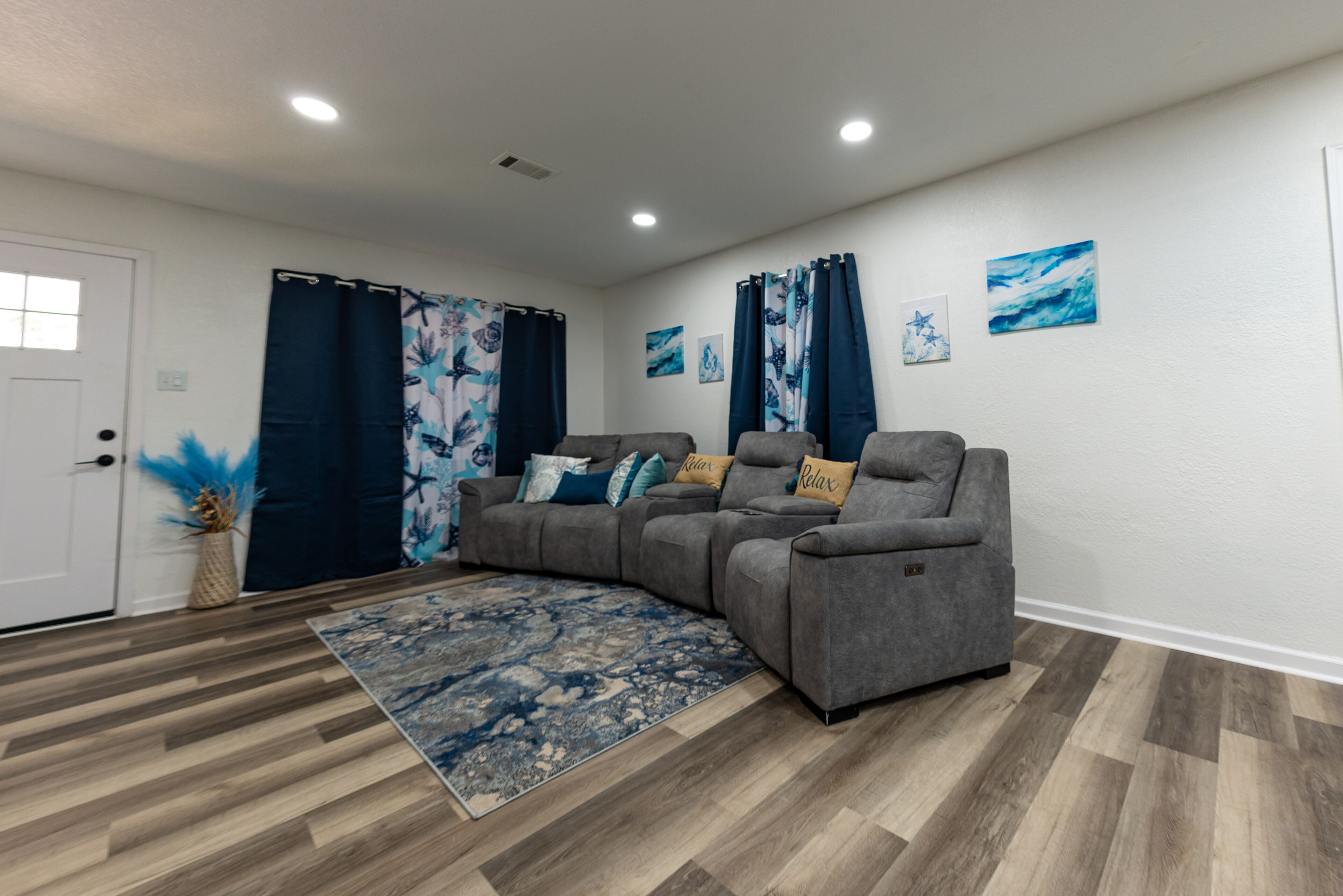 Affordable, Spacious 4BD/2BA Home with Pool Table & Big Yard! 