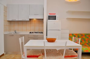 Studio, Private Pool, Ocean View | Interior