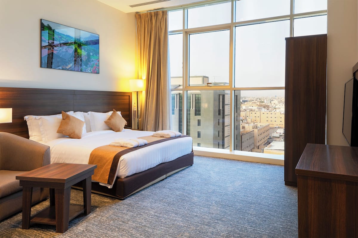 Kamar Deluks, pemandangan kota | 1 kamar tidur, kedap suara, dan Wi-Fi gratis